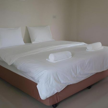 Yamjan Place Surat Thani Exterior photo